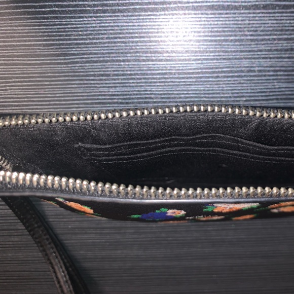 Coach Wristlet - Picture 3 of 3